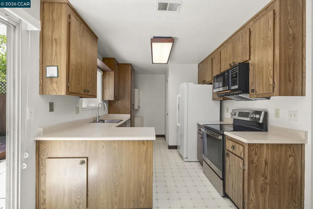 232 Loma Verde Drive San Lorenzo CA 94580
