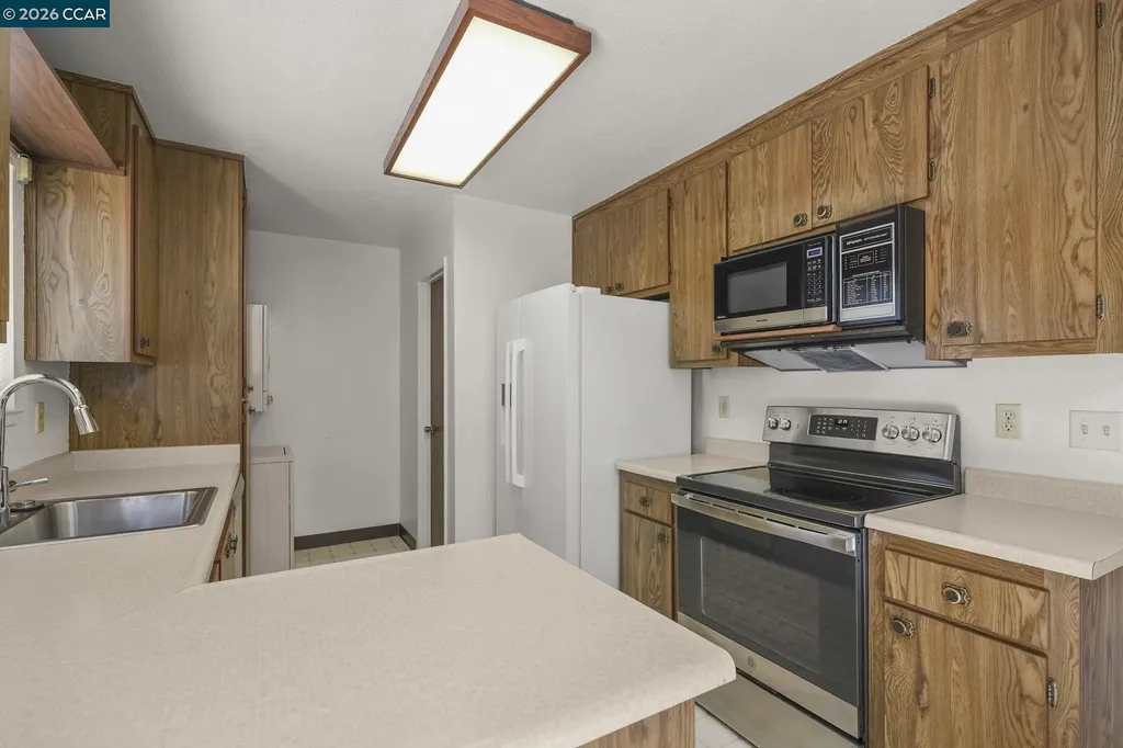 232 Loma Verde Drive San Lorenzo CA 94580