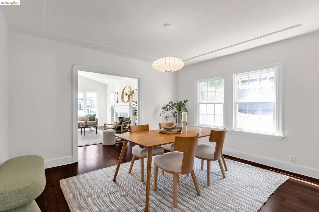 2907 Seminary Avenue Oakland CA 94605