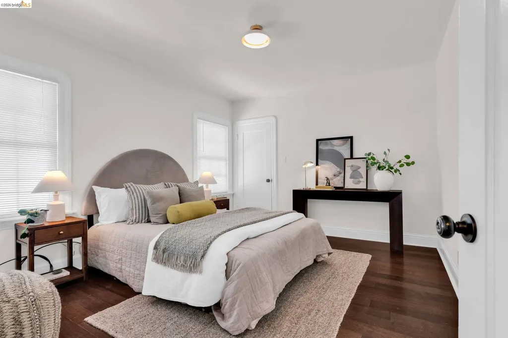 2907 Seminary Avenue Oakland CA 94605