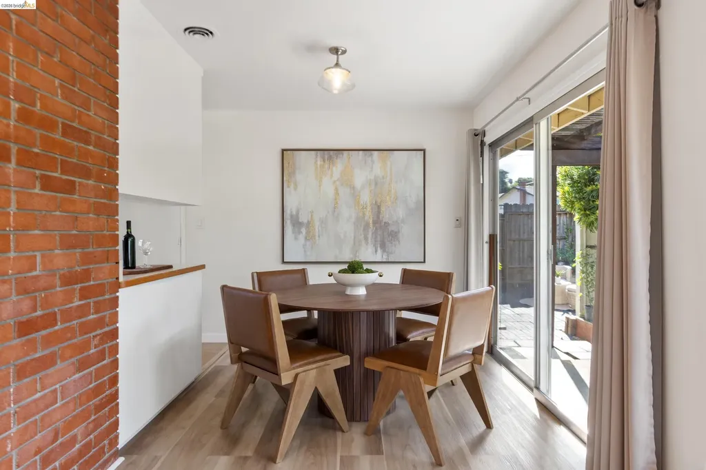 1799 Lefebvre Way Pinole CA 94564