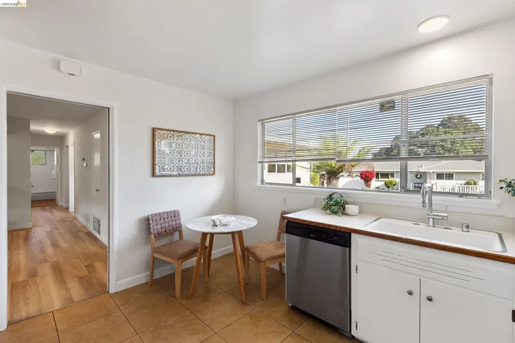 1799 Lefebvre Way Pinole CA 94564