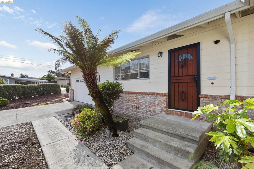 1799 Lefebvre Way Pinole CA 94564