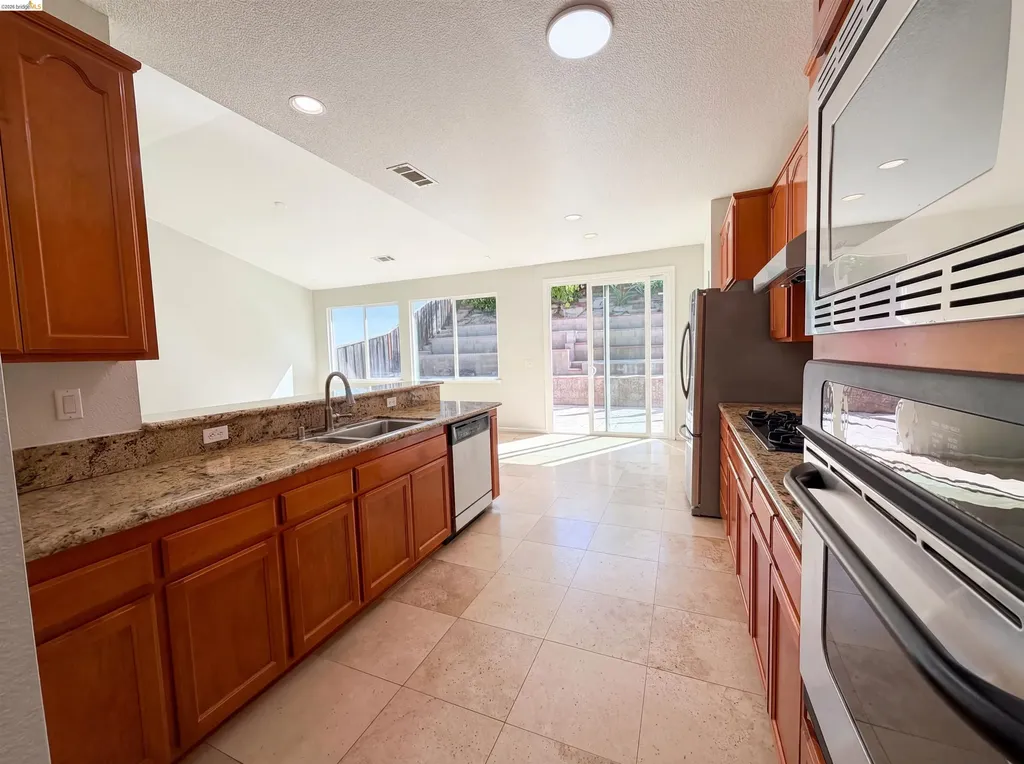 1257 Brooktrail Drive Pittsburg CA 94565