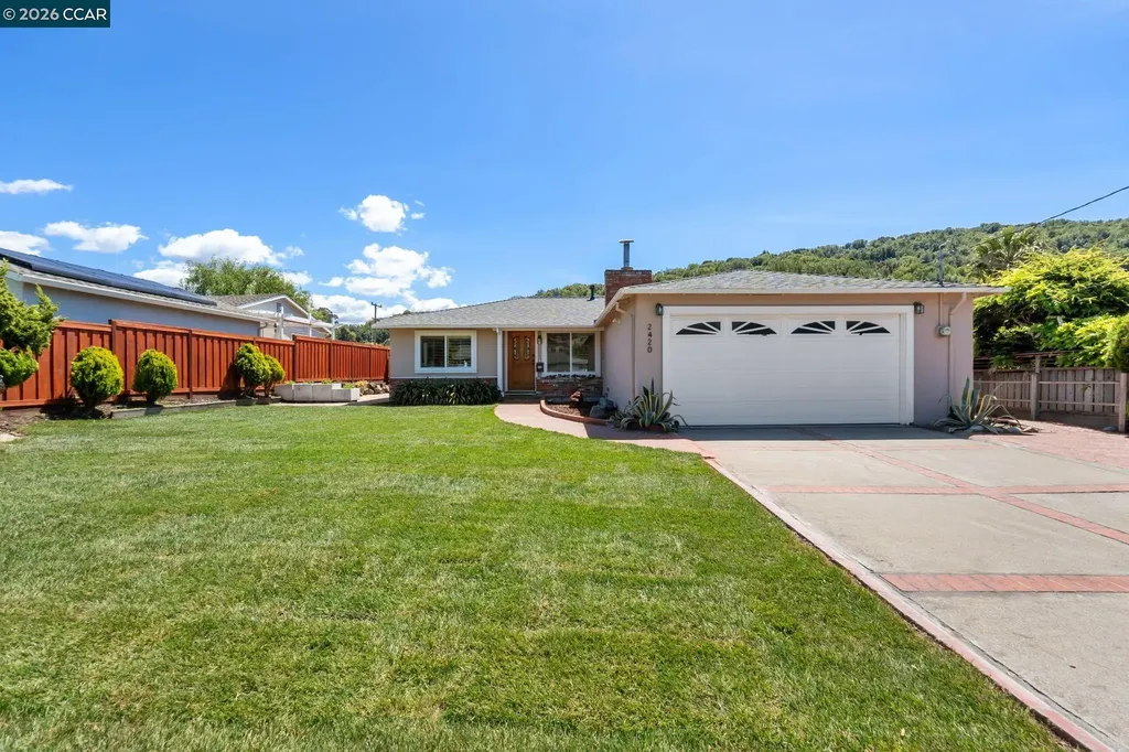 2420 Doidge Avenue Pinole CA 94564