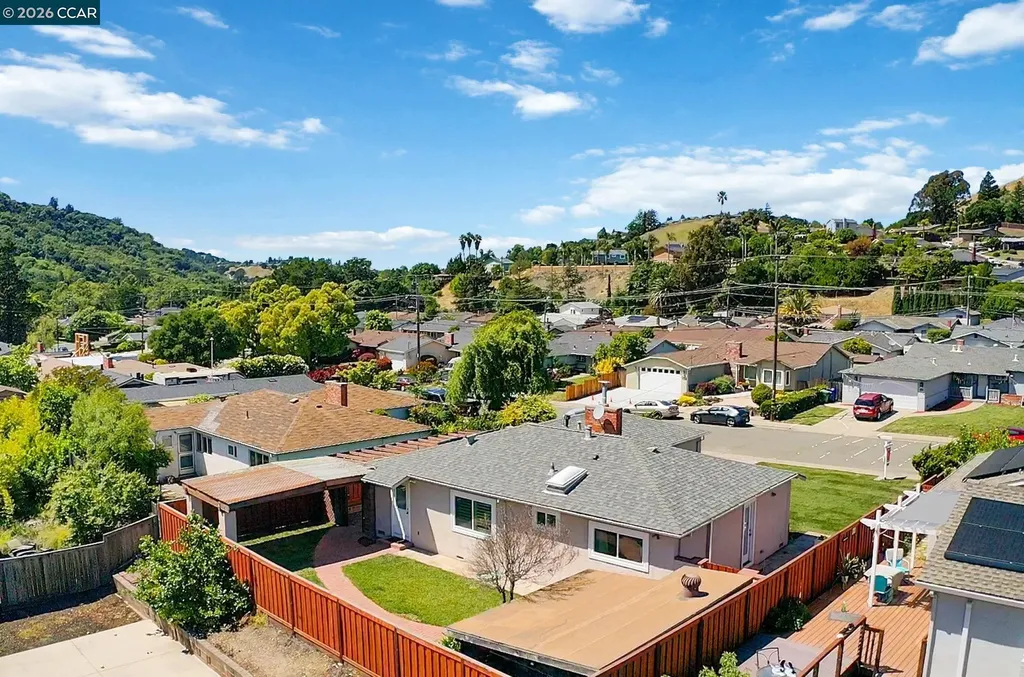 2420 Doidge Avenue Pinole CA 94564