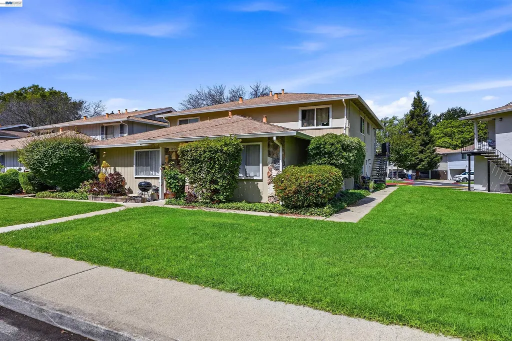 1494 Del Rio Circle Concord CA 94518
