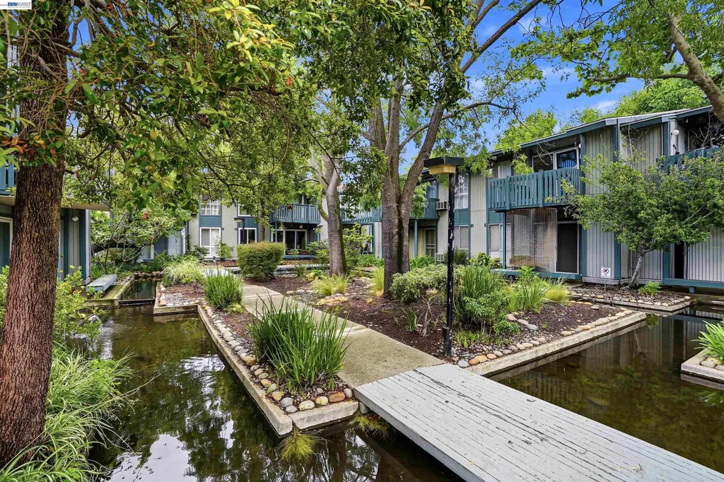 1036 Oak Grove Road Concord CA 94518