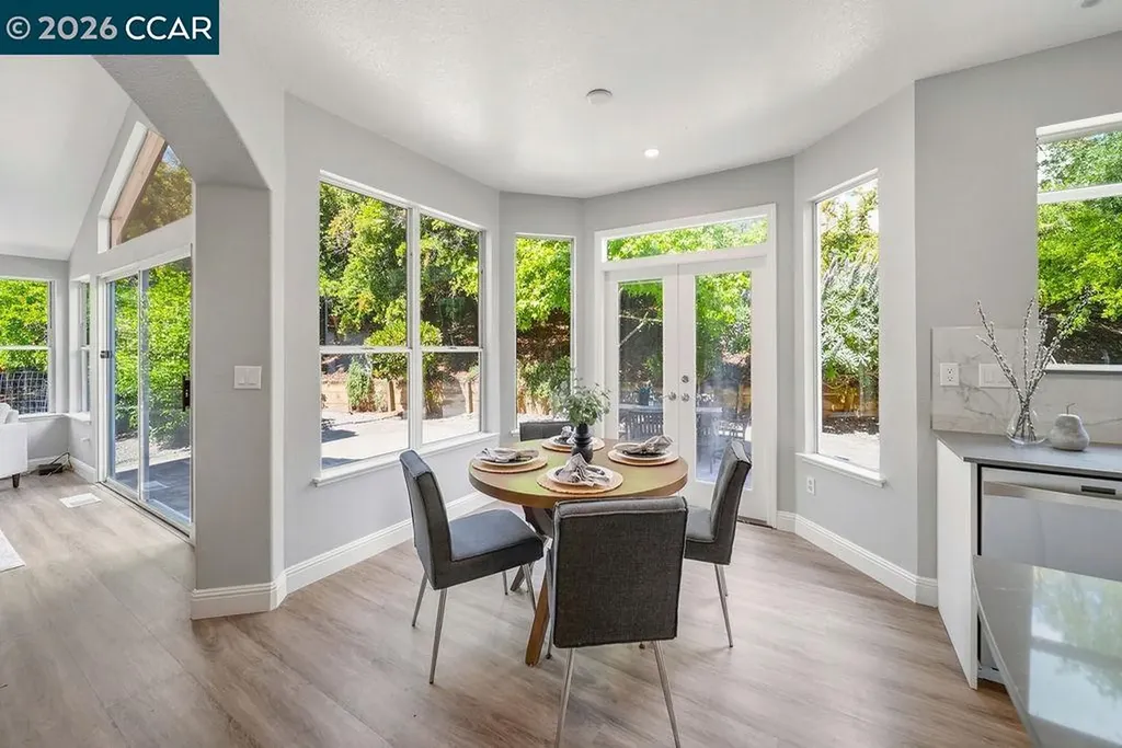 55 La Honda Court Clayton CA 94517