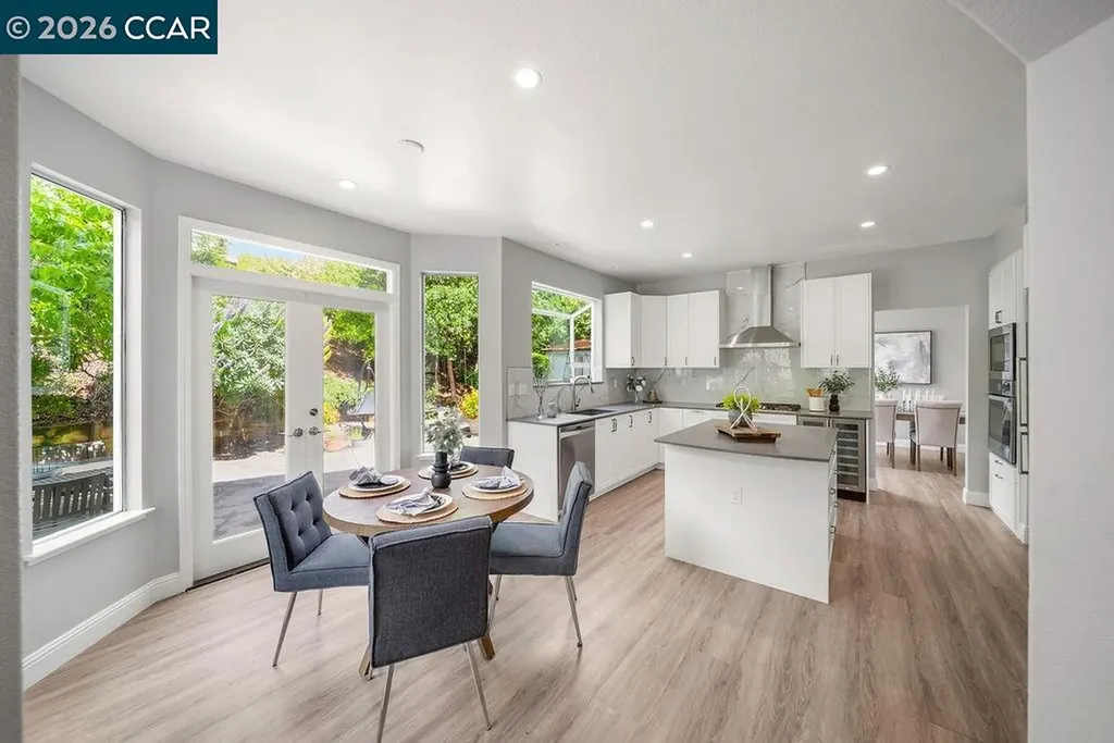 55 La Honda Court Clayton CA 94517