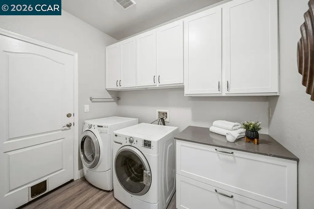 55 La Honda Court Clayton CA 94517