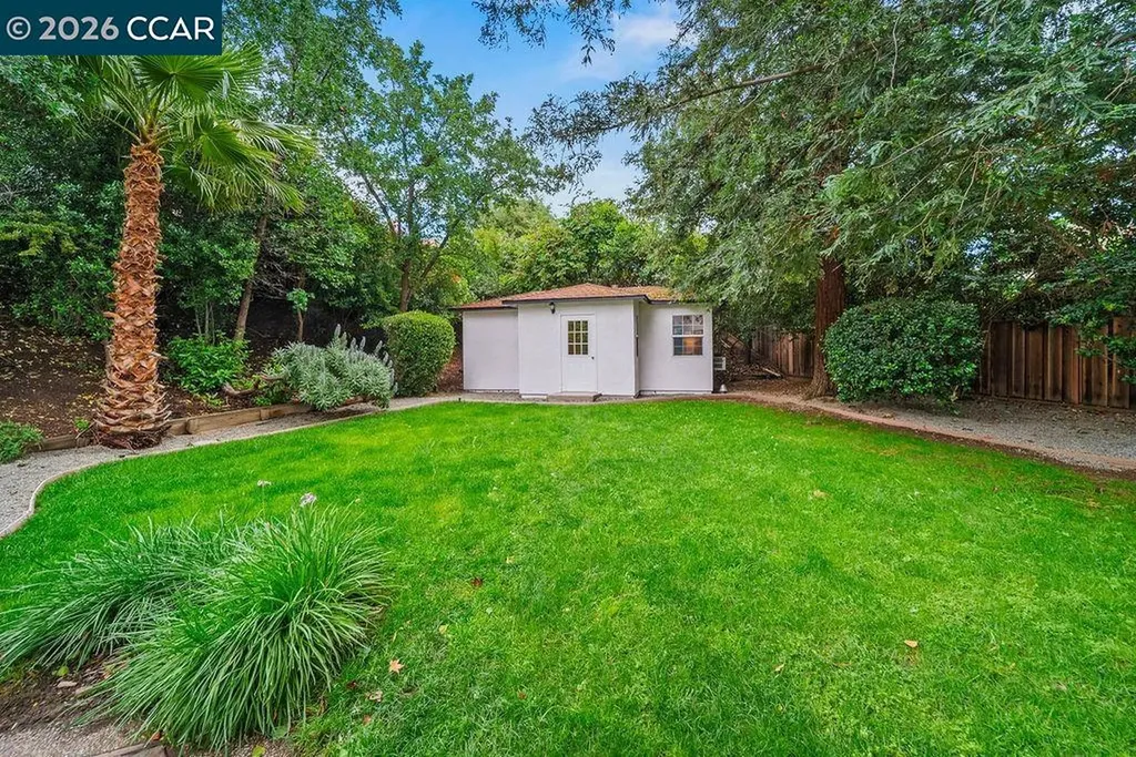 55 La Honda Court Clayton CA 94517