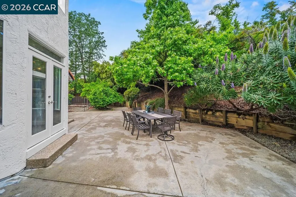 55 La Honda Court Clayton CA 94517