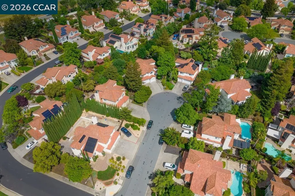 55 La Honda Court Clayton CA 94517