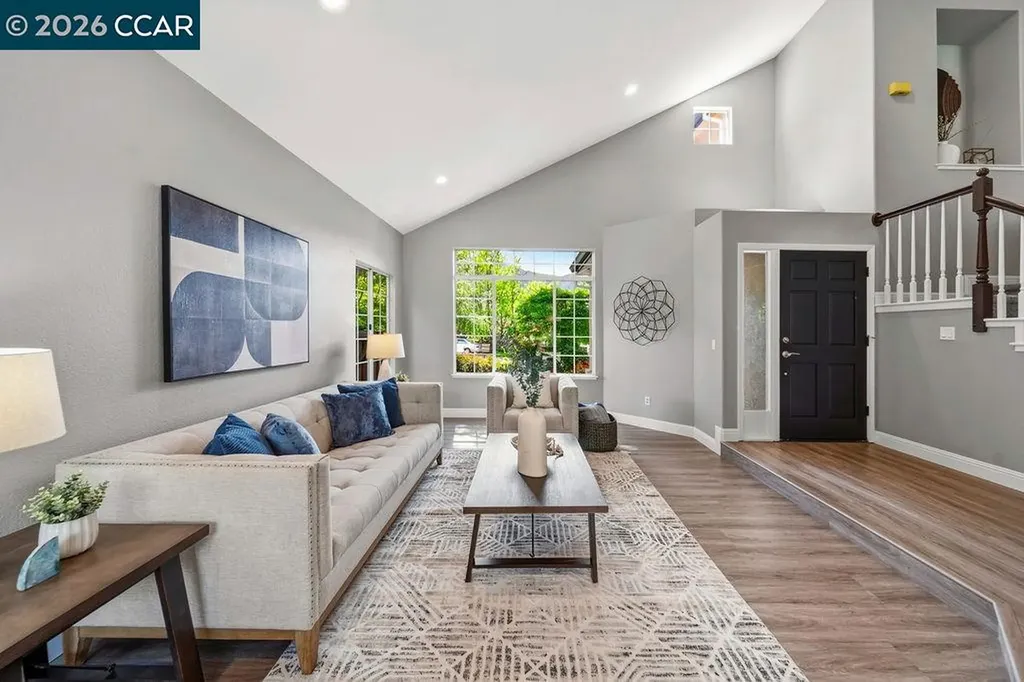 55 La Honda Court Clayton CA 94517