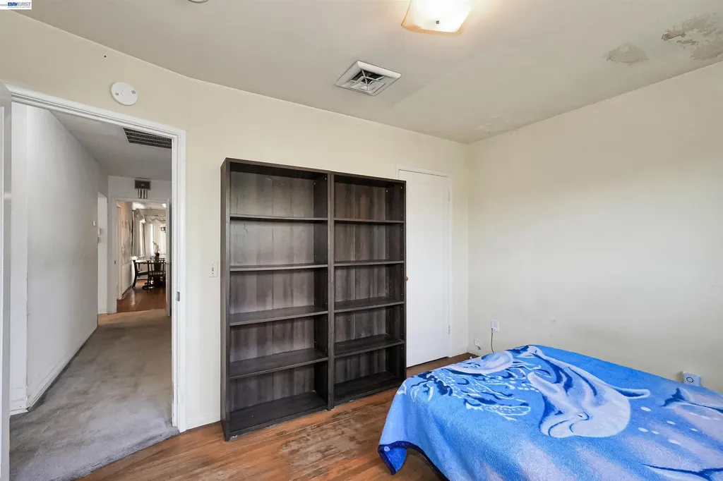 26462 Stanwood Avenue Hayward CA 94544