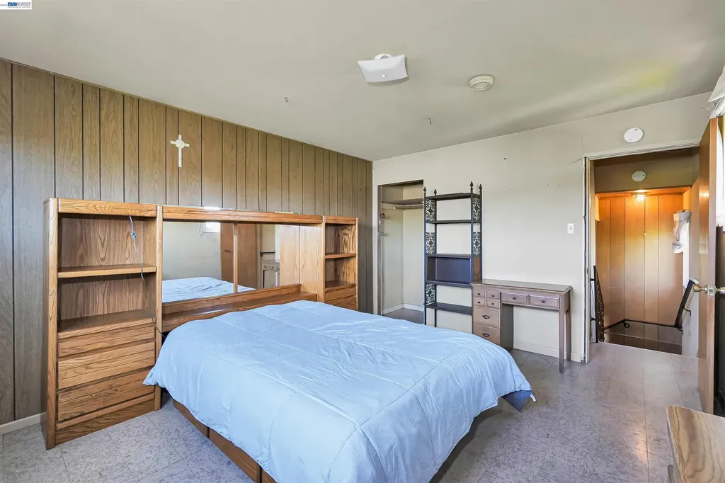 26462 Stanwood Avenue Hayward CA 94544