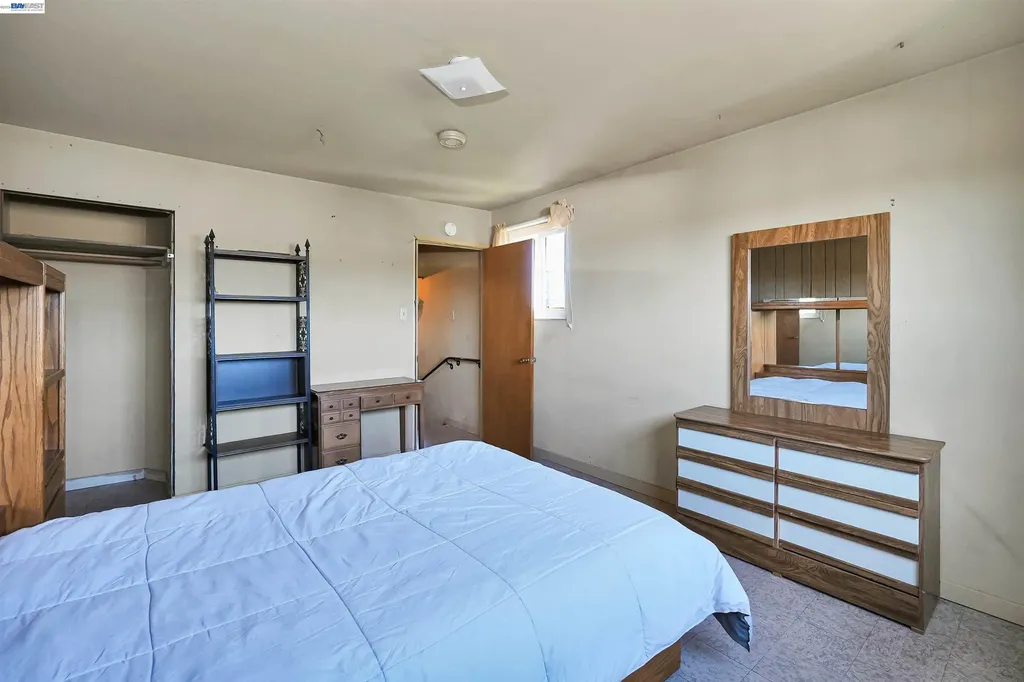 26462 Stanwood Avenue Hayward CA 94544