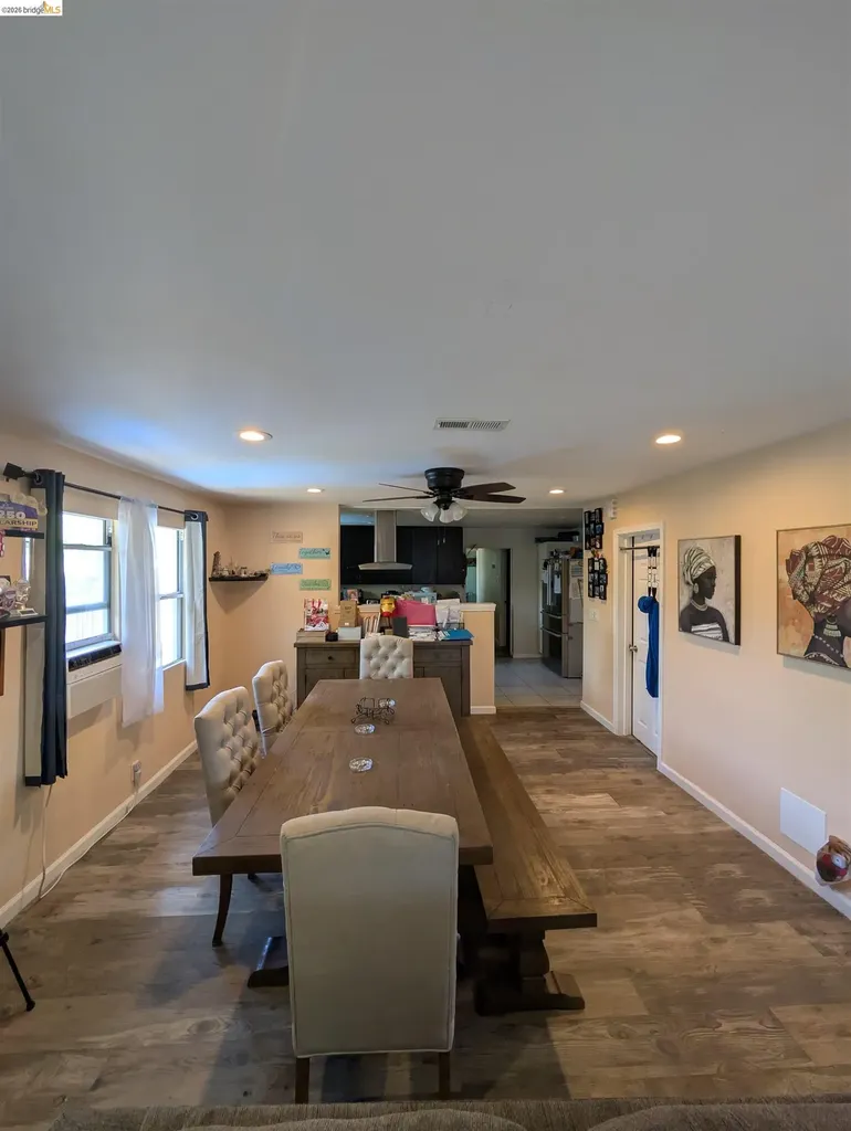 27422 Manon Hayward CA 94544