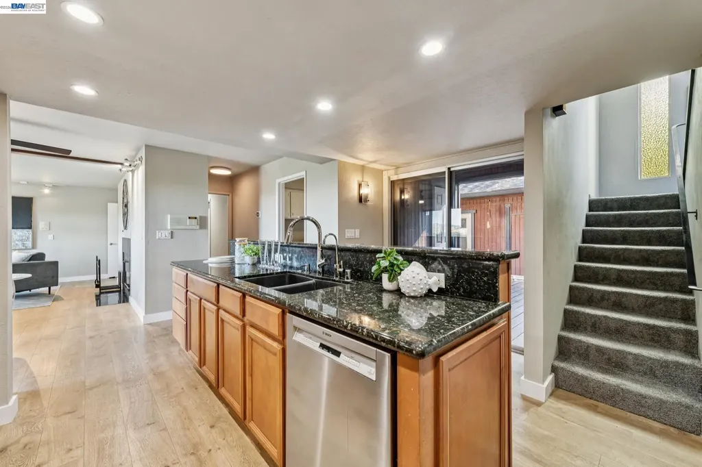 15 Surmont Court Lafayette CA 94549