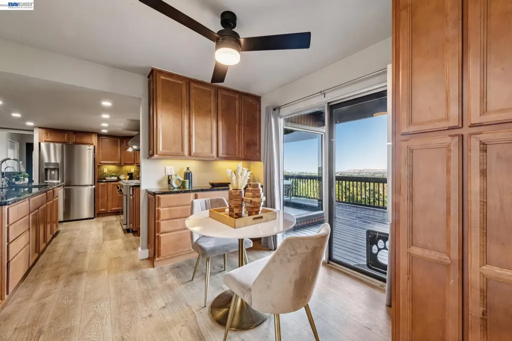 15 Surmont Court Lafayette CA 94549