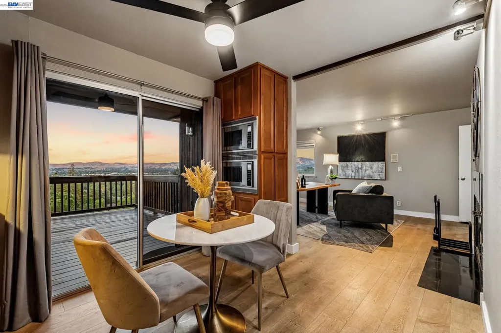 15 Surmont Court Lafayette CA 94549