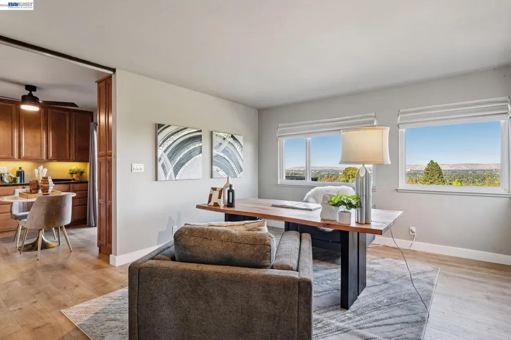15 Surmont Court Lafayette CA 94549