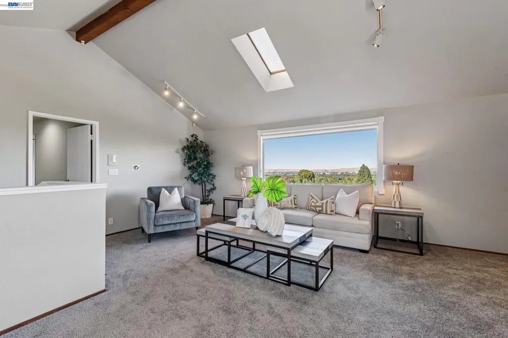 15 Surmont Court Lafayette CA 94549