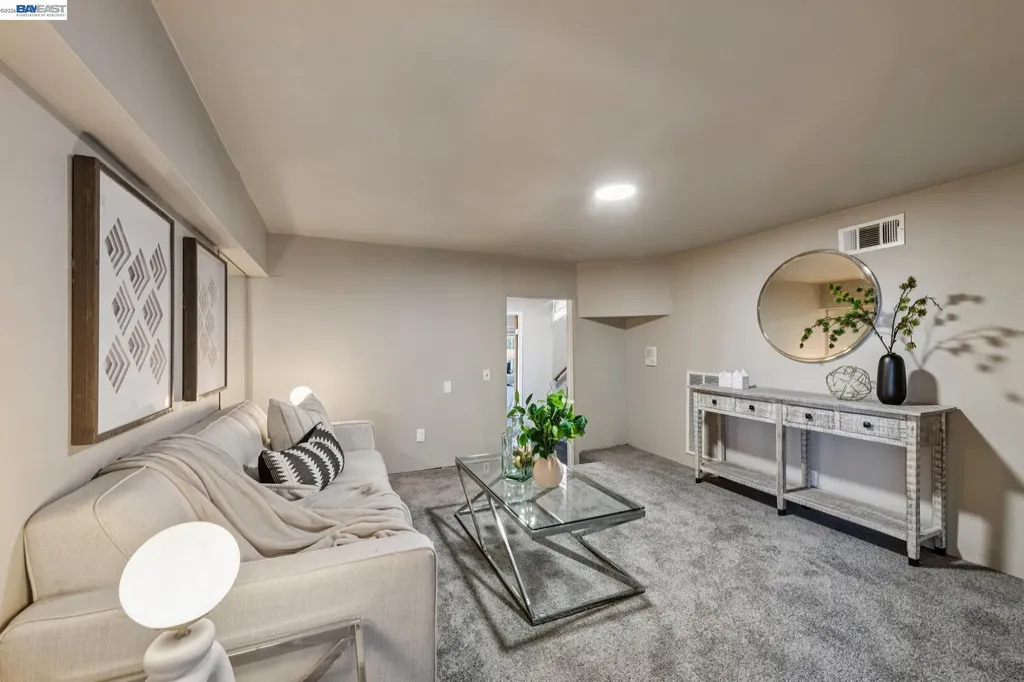 15 Surmont Court Lafayette CA 94549