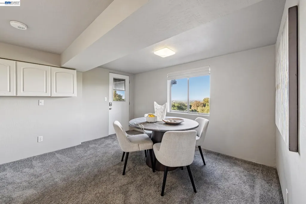 15 Surmont Court Lafayette CA 94549