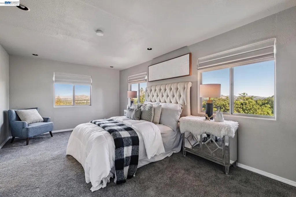 15 Surmont Court Lafayette CA 94549