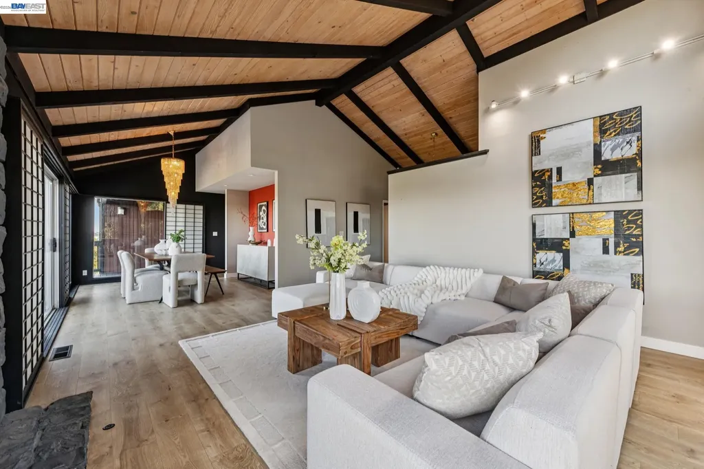 15 Surmont Court Lafayette CA 94549