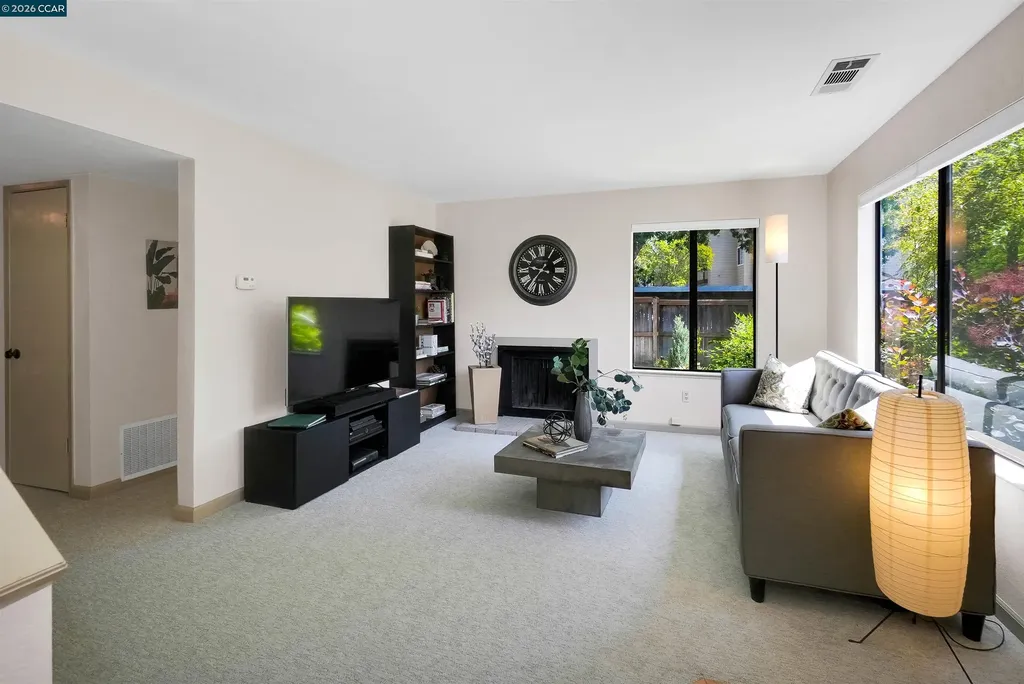 1297 Honey Trail Walnut Creek CA 94597