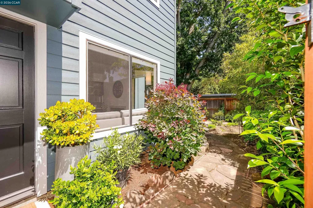 1297 Honey Trail Walnut Creek CA 94597