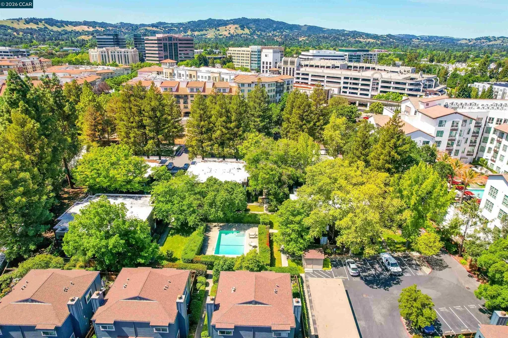1297 Honey Trail Walnut Creek CA 94597