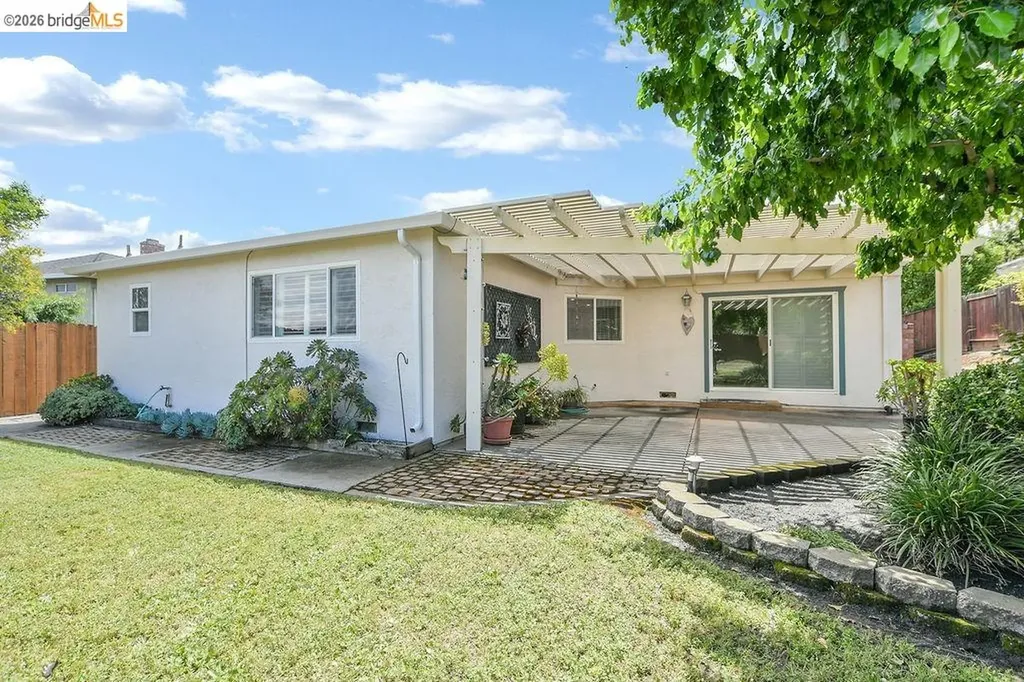 2212 Montevideo Drive Pittsburg CA 94565