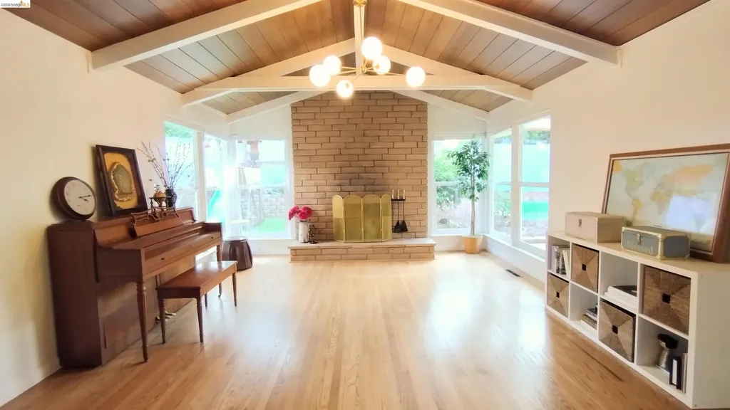 102 Kelobra Court Walnut Creek CA 94598