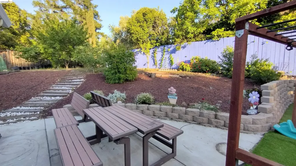 102 Kelobra Court Walnut Creek CA 94598