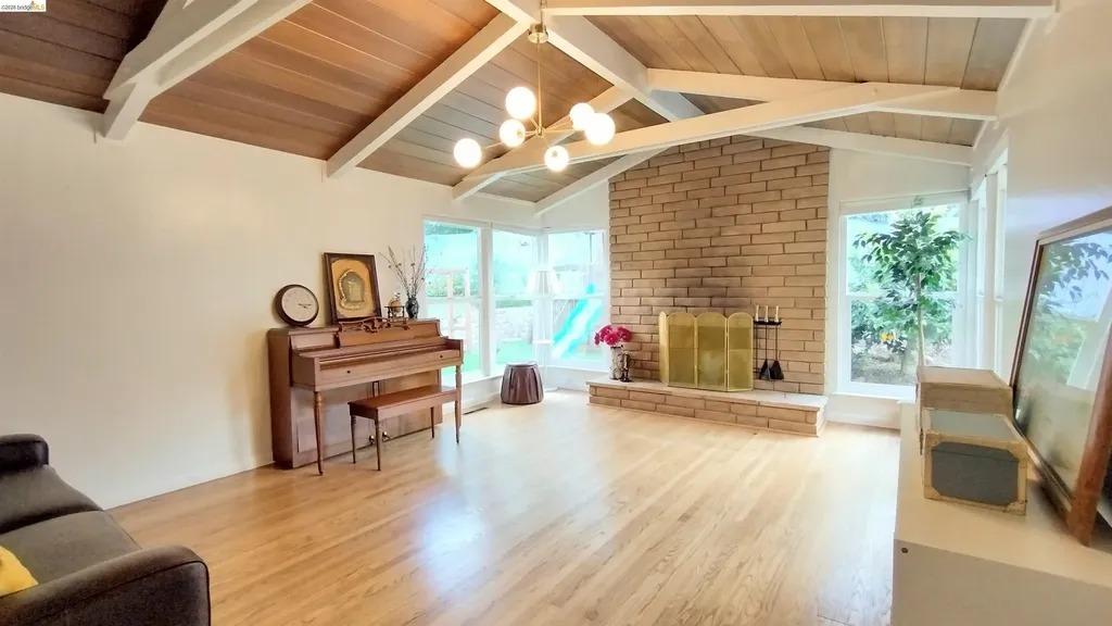 102 Kelobra Court Walnut Creek CA 94598