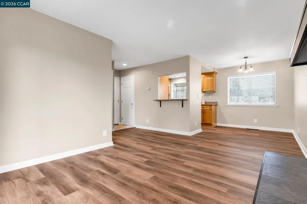 2827 Monument Boulevard Concord CA 94520