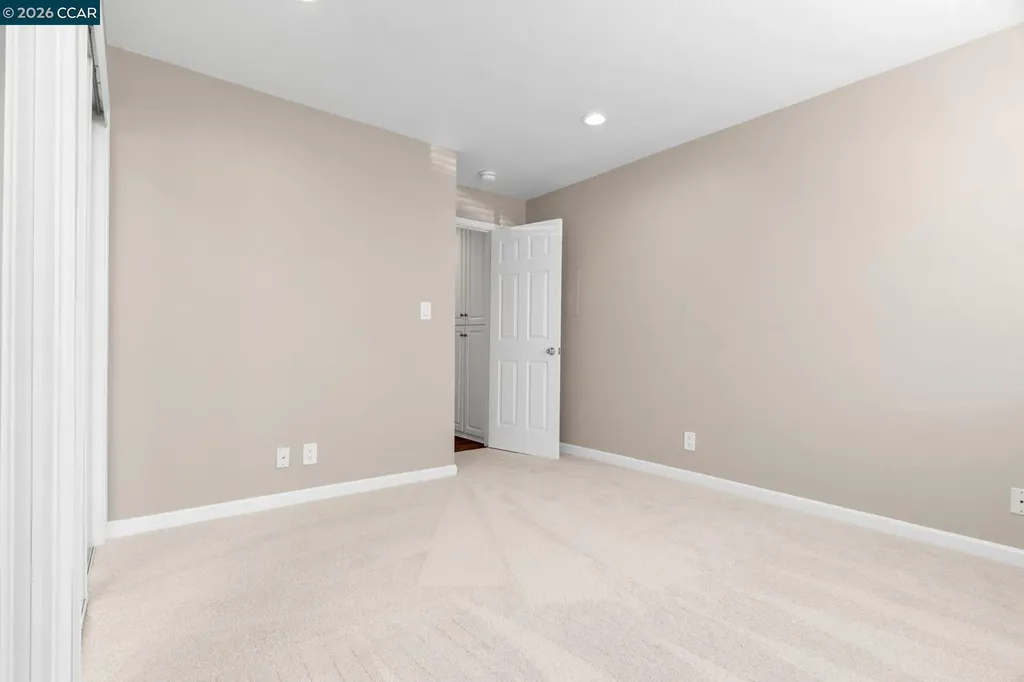 2827 Monument Boulevard Concord CA 94520
