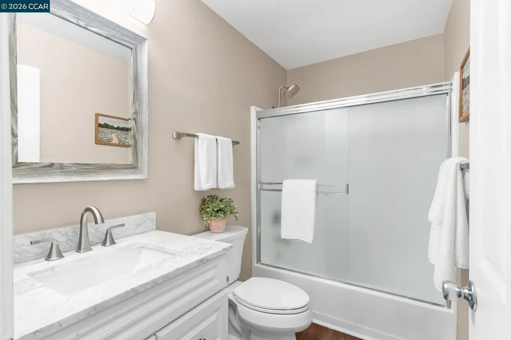 2827 Monument Boulevard Concord CA 94520