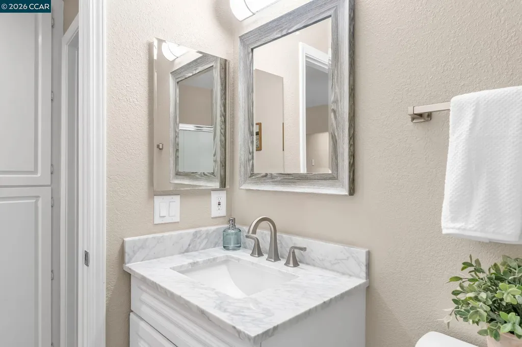 2827 Monument Boulevard Concord CA 94520