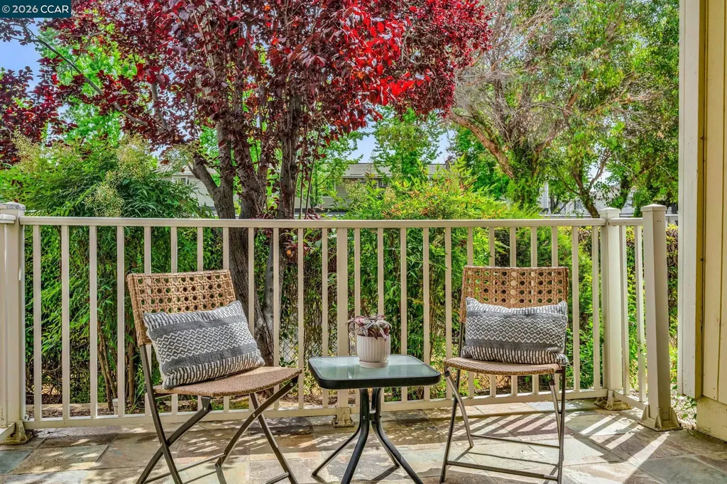 2827 Monument Boulevard Concord CA 94520