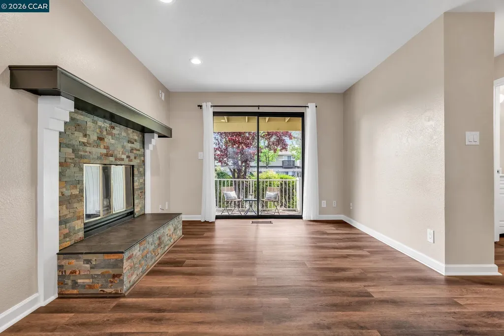 2827 Monument Boulevard Concord CA 94520