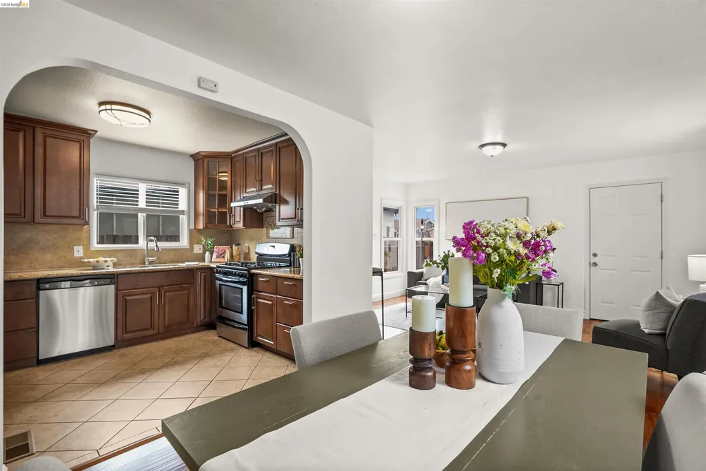 2339 Mcbryde Avenue Richmond CA 94804