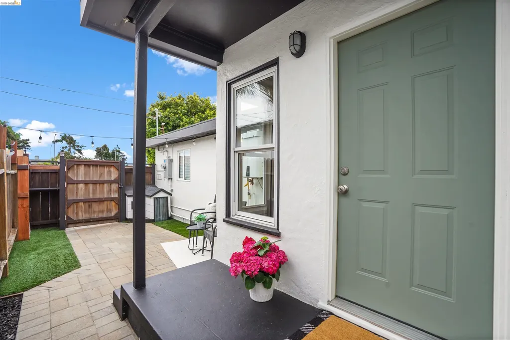 2339 Mcbryde Avenue Richmond CA 94804