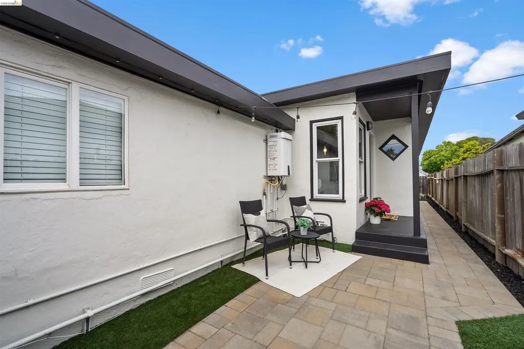 2339 Mcbryde Avenue Richmond CA 94804