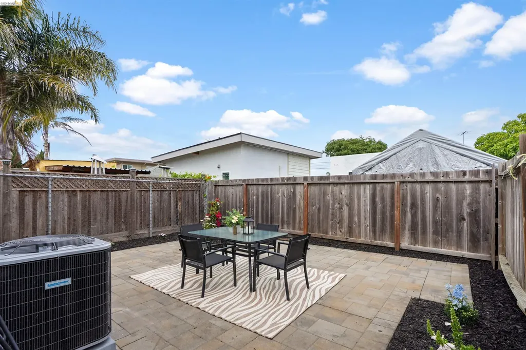 2339 Mcbryde Avenue Richmond CA 94804