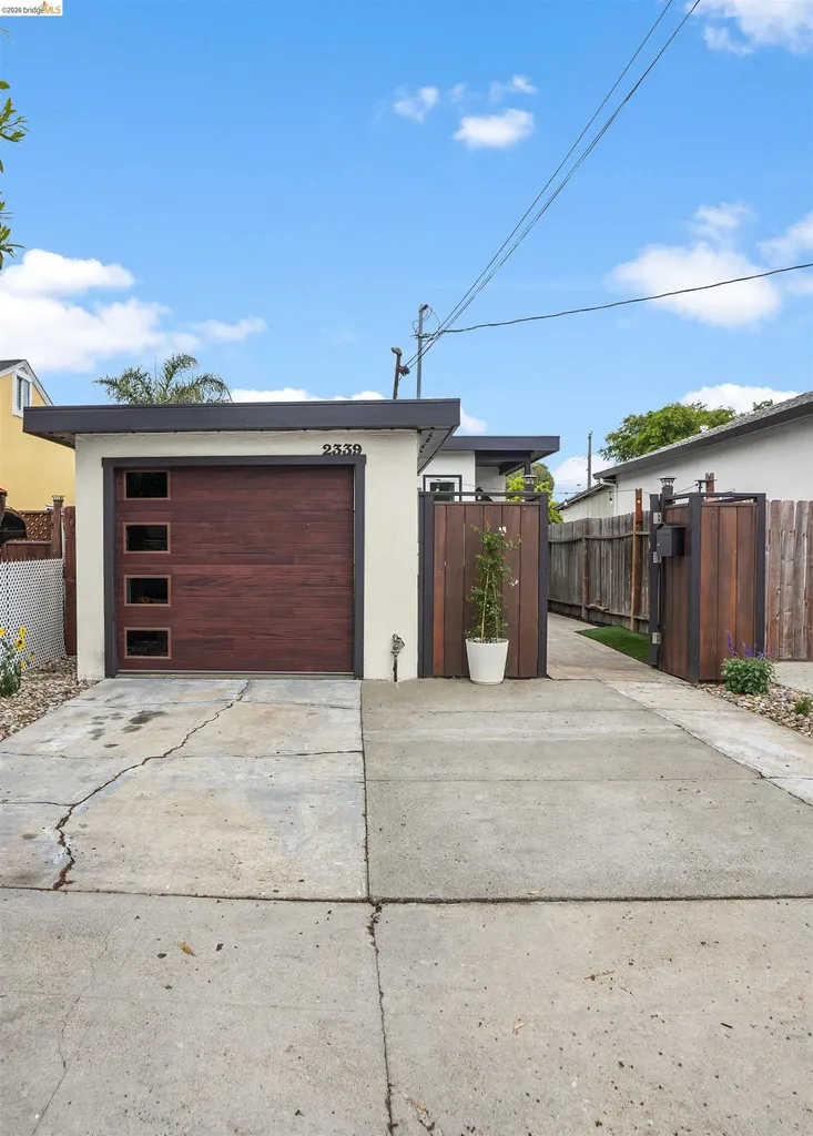2339 Mcbryde Avenue Richmond CA 94804